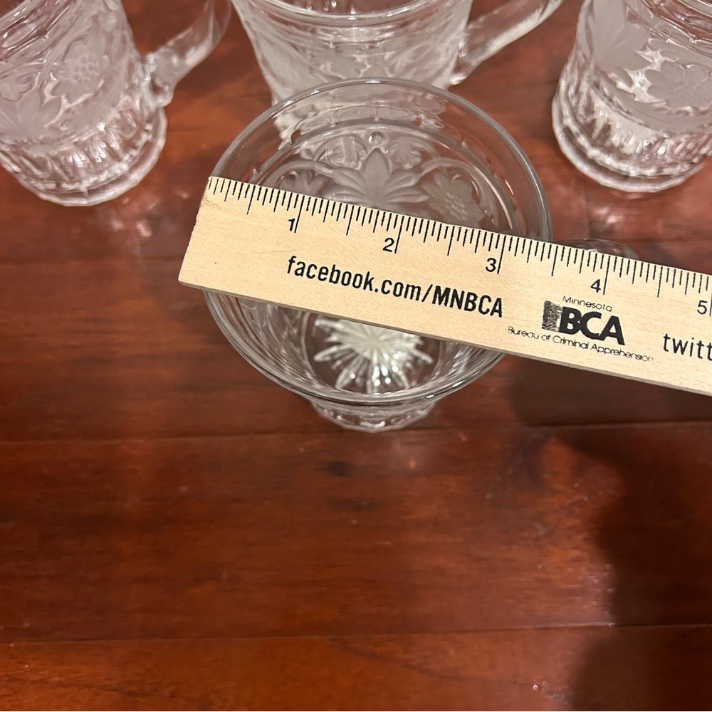 Vintage Set Of 4  MIKASA "Trellis Floral" Frosted Cut Glass Crystal Mugs NWT - Picture 7 of 11